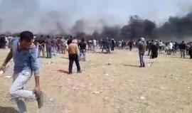 #مباشر استمرار اعتداء قوات الاحتلال على المشاركين في فعاليات مسيرة العودة الكبرى على الحدود الشرقية لمدينة خانيونس 
#مسيرة_العودة_الكبرى