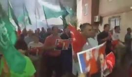 #شاهد .. من احتفالات قرية كفر مندا بالداخل الفلسطيني المحتل عام 48 ابتهاجا بفشل الانقلاب العسكري على الرئيس التركي اردوغان . 
تصوير عبد القادر عبد الحميد

#تركيا_تنتصر_علي_الانقلاب