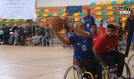 #شاهد || لاعب كرة السلة للكراسي المتحركة " علي جبريل " يروي حكاية تحديه للكرسي المتحرك .