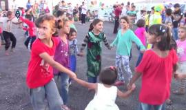 العيد في #سوريا .. 
فرحة الأطفال في مخيم أطمة بريف ادلب