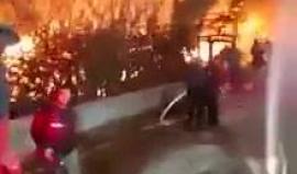 #شاهد من الحريق المندلع في مستوطنة تلمون المقامة على أراضي قرية الجانية الفلسطينية.