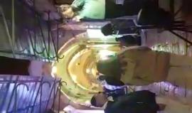 #شاهد .. مجموعة من المستوطنين يمارسون حركات استفزازية في سوق الخواجات بالبلدة القديمة في القدس