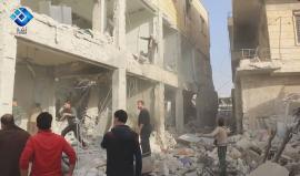 عشرات الضحايا جراء قصف جوي استهدف سوق شعبي في مدينة #الأتارب بريف #حلب الغربي 
(يحتوي على مشاهد قاسية) 
(وكالة ثقة)