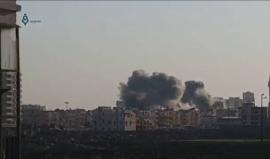 طيران النظام يقصف حي الوعر في مدينة حمص بشكل عنيف