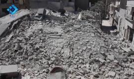 #عيد_الاضحى في سوريا 
#شاهد .. خمسة شهداء وعشرات الجرحى جراء غارات النظام السوري الجوية على حي الصالحين في مدنية #حلب المحاصرة . 

وكالة ثقة