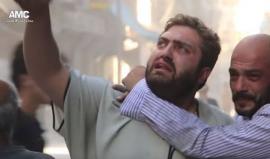 مشاهد مؤثرة توثق لحظة انتشال الأطفال العالقين تحت الأنقاض بعد القصف على حي الشعار في #حلب
تصوير: أبو تيم الحلبي
#حلب_تباد
#اغضب_لحلب
#HolocaustAleppo