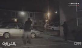استمرار العنصرية الأمريكية ضد السود .. #شاهد لحظة إطلاق الشرطة النار على رجل أسود من الخلف