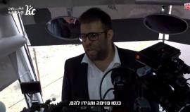 #شاهد عضو كنيست إسرائيلي يتهجم على عائلات الأسرى الفلسطينيين داخل الحافلات

ترجمة: موقع #عكا