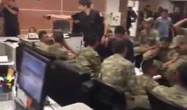 #شاهد| انقلابيون من الجيش التركي في قبضة القوات الأمنية