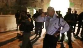 #شاهد
قوات الاحتلال تعتدي على المرابطين المتواجدين عند باب الأسباط وعلى الصحفيين عقب اغلاق أبواب المسجد الاقصى
تصوير:محمد قاروط ادكيدك