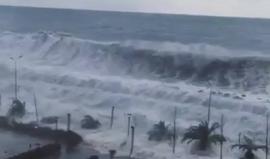 #شاهد عاصفة قوية تضرب مدينة سوتشي جنوب روسيا