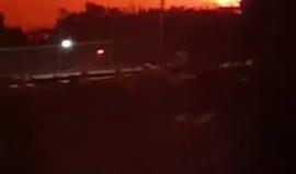 #شاهد .. استمرار الحرائق المستعرة شمال فلسطين المحتلة والرياح النشطة تزيد من توسعها . 

#إسرائيل_تحترق