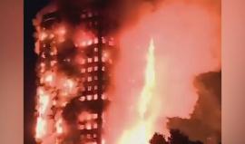 فيديو 2 - حريق ضخم يلتهم برجاً سكنياً مكونا من 30 طابقا غرب لندن ووجود جرحى