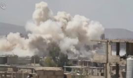 أكثر من 20 برميلاً متفجراً القتها مروحيات الأسد اليوم على مدينة #داريا بريف دمشق