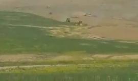 #شاهد قوات الاحتلال تجرف مزارع الفلسطينيين في قرية باط الصرايعة بالنقب المحتل

تصوير: خالد ابو خرمة