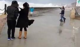 ساحل مدينة حيفا الفلسطينية المحتلة في هذه اللحظات