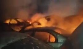 #شاهد إحتراق 30 سيارة في مرآب بين الناصرة والعفولة