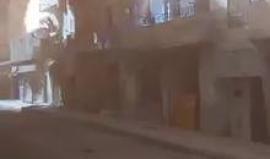 مشاهد من القصف على حي الهلك في #حلب .. قنابل الفسفور والنابالم الحارق