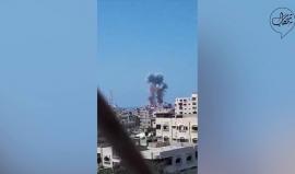 #شاهد لحظة قصف طائرات الاحتلال موقع بدر التابع للمقاومة غرب مخيم الشاطئ في مدينة غزة