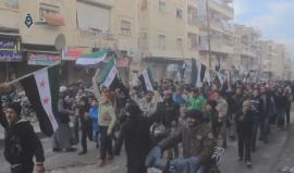 مظاهرات في معرة النعمان بريف إدلب نصرة لمدينة #حلب