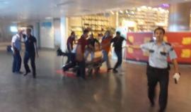 تفاصيل الانفجارين اللذين ضربا مطار أتاتورك في #اسطنبول - #تركيا