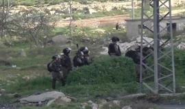 #مباشر مواجهات مستمرة مع قوات الاحتلال على المدخل الشمالي لمدينة البيرة في جمعة الغضب نصرة للقدس