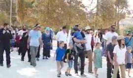 #شاهد مئات المستوطنين يقتحمون المسجد الأقصى صباح اليوم، ودعوات مقدسية لصد الاقتحامات.