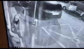 مستوطن يهودي يعتدي على الكنيسة الرومانية الأرثوذكسية في القدس المحتلة