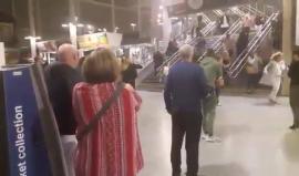 #عاجل | الشرطة البريطانية تؤكد سقوط قتلى في الانفجار الذي وقع داخل قاعة حفلة بوب لمغنية أمريكية بمدينة #مانشستر