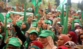 كتلة الوفاء الإسلامية الذراع الطلابي لحركة حماس تفوز بانتخابات مجلس طلاب جامعة بيرزيت برام الله بفارق يزيد عن 400 صوت عن كتلة الشهيد ياسر عرفات التابعة لحركة فتح .