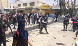 #شاهد مواجهات عنيفة بين الشبان وقوات الاحتلال على حاجز قلنديا شمال القدس
تصوير  هادي صبارنة