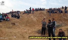 فيديو من المواجهات مع الاحتلال الاسرائيلي شرق البريج على حدود وسط قطاع غزة اليوم ..

تصوير | أحمد المقادمة