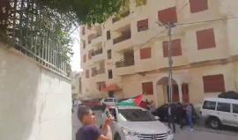 #شاهد من الإفراج عن الأسير غسان طلال القواسمي من مدينة الخليل بعد ٣ أعوام ونصف من الاعتقال في سجون الاحتلال.