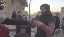 #حلب_تباد.. مجزرة مروعة ترتكبها الطائرات الحربية بحق المدنيين وسط بلدة #عنجارة بريف حلب الغربي
(معاذ الشامي)