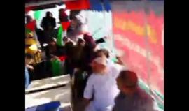 #شاهد .. انطلاق مسيرة مراكب رمزية قبل قليل من ميناء صيدا اللبنانية تضامنا مع غزة وللمطالبة بفك حصارها . 

#بكفي_حصار
#فكوا_الحصار