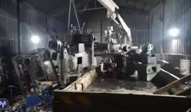 #شاهد قوات الاحتلال تُغلق 3 معامل و5 مخارط تعود لـ فلسطينيين في الخليل بالضفة الغربية