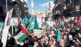 #شاهد #مباشر مظاهرات ضخمة في العاصمة الاردنية عمان نصرة للقدس ورفضا لقرار ترامب . #القدس_عاصمة_فلسطين