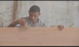 للعام الثاني على التوالي الاحتلال يواصل منع ادخال الاخشاب - اكرم دلول