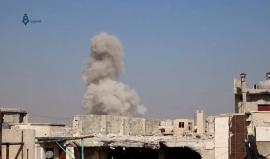 قصف بصواريخ الفيل من قوات النظام السوري على حي القابون بدمشق