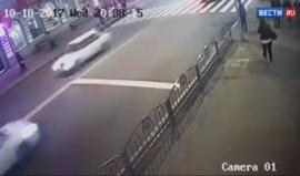 #فيديو ابنة مليونير أوكراني تتسبب بمقتل 5 أشخاص وتصيب 6 في مدينة خاركيف الأوكرانية والشرطة تحتجزها