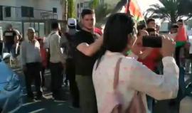 "ليش نحاصر غزة ليش ما بكفي حصار الجيش".. هتافات المتظاهرين في مسيرة بطولكرم لمطالبة السلطة برفع العقوبات عن قطاع غزة
#ارفعوا_العقوبات