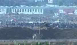 #مباشر تواصل فعاليات #مليونية_القدس على طول الحدود الشرقية لقطاع غزة . 
#يوم_القدس_مسيرة_العودة