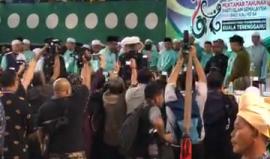 افتتاح المؤتمر السنوي العام للحرب الاسلامي الماليزي (باس) بعنوان الإسلام يقود