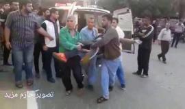 #شاهد وصول عدد من الاصابات لمستشفى شهداء الأقصى برصاص الاحتلال على حدود وسط القطاع خلال مشاركته في مسيرة العودة
تصوير: حازم مزيد