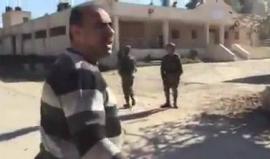 #شاهد قوات الاحتلال تقتحم جامعة فلسطين التقنية قرب مخيم العروب، والأساتذة يحاولون إخراجها.