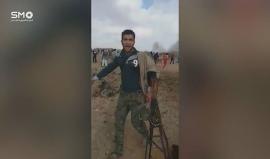 المشاهد الأولى .. 
قتلى وجرحى في تفجير "مفخخة" بمخيم الركبان للاجئين السوريين
shehab.ps/post/6490