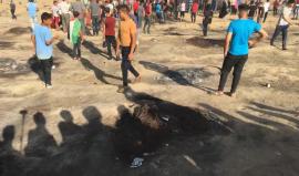 #مباشر 

رغم غارات واستهدافات الاحتلال ،استمرار المواجهات وحشودات المواطنين بالقرب من الخط الفاصل شرق مخيم البريج وسط قطاع غزة.

بث مراسلنا :أحمد المقادمة