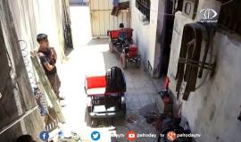 عمر المعصوابي يصمم مركبة تتسع لسبعة أشخاص مستعيناً بمولد كهربائي صغير ومواد أخرى مهملة في بيئته ‏المحيطة
تقرير | رمزي البيروتي