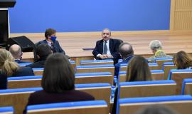 37076444-4786-49b3-9d08-09f119ec4398