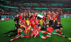 علم فلسطين حاضر بين لاعبي المغرب